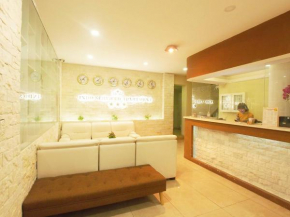 Гостиница INDO Serviced Apartment  Хошимин